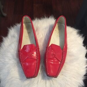 TODS Red Patent Leather Flats Holiday Slip On Moccasin Square Toe Loafers 8 (38)